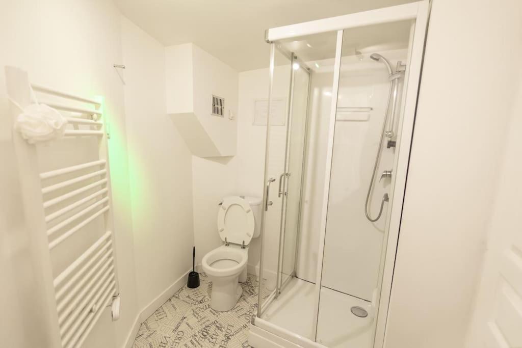 Grande Peniche 4 Ch - 10 Pers -Paris - Ile De Puteaux- Terrasses Villa Eksteriør bilde